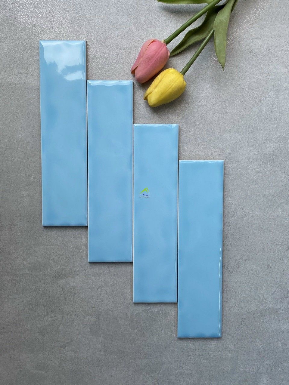 GẠCH THẺ GỢN 520UCM2