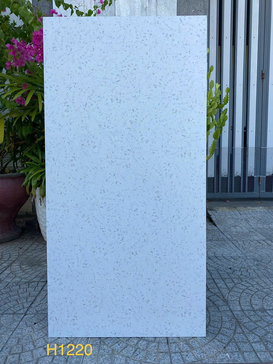TERRAZZO H1220